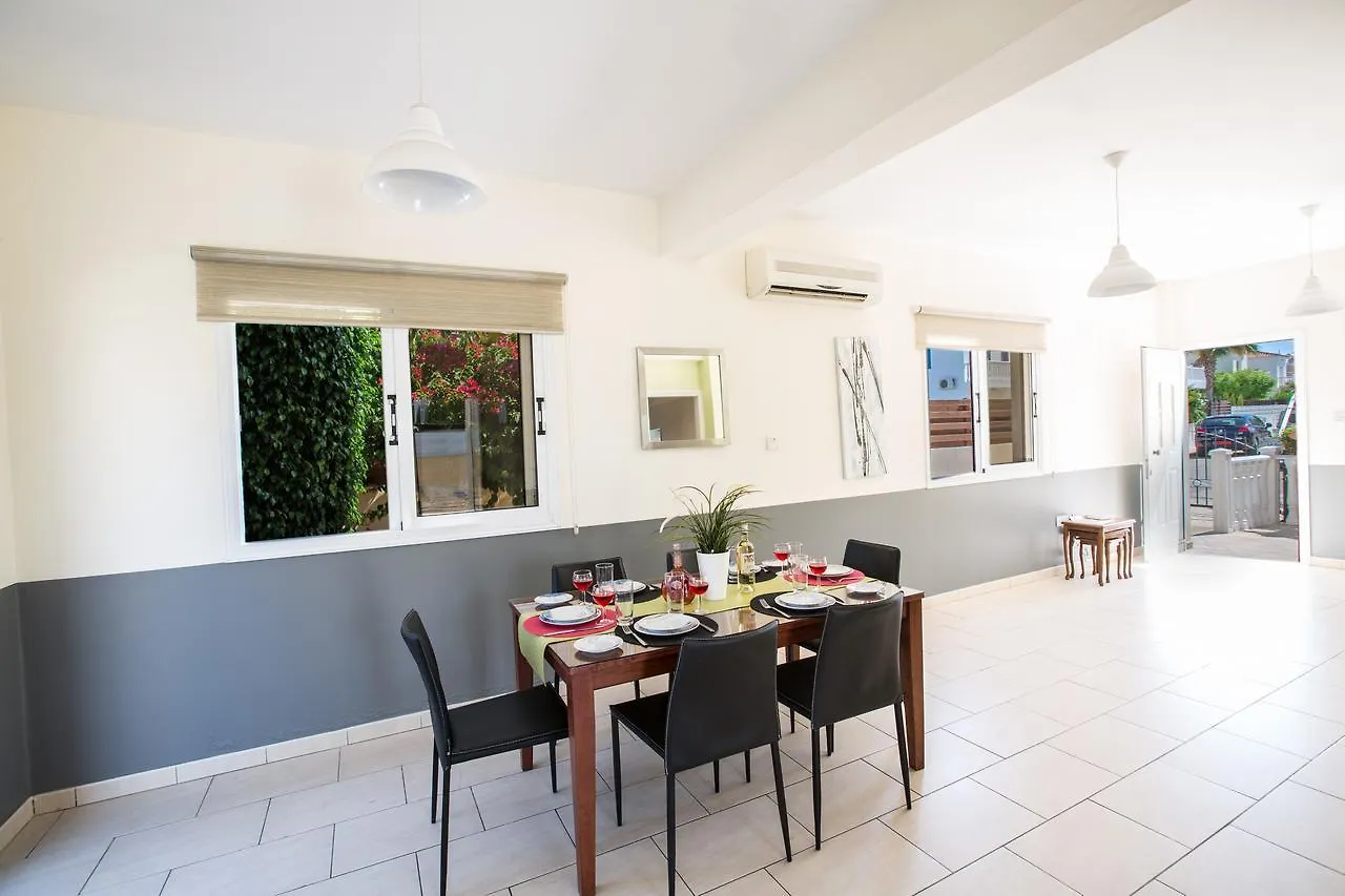 Nadelle Villa 5 Ayia Napa