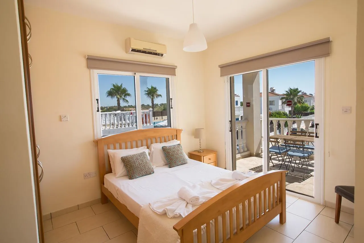 Nadelle Villa 5 Ayia Napa